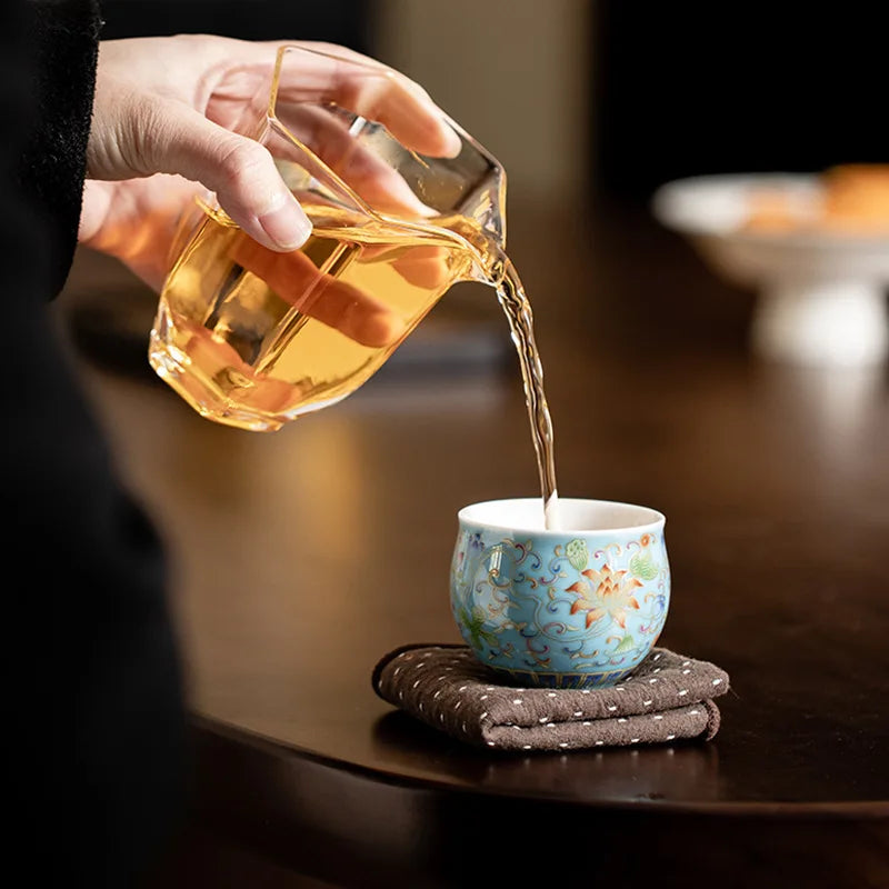 Japanese Ceramic Teacups Chinese Kungfu Tea Cup Retro Personal Teaware Enamel Lotus Cups Household Drinkware Supplied Gift Box